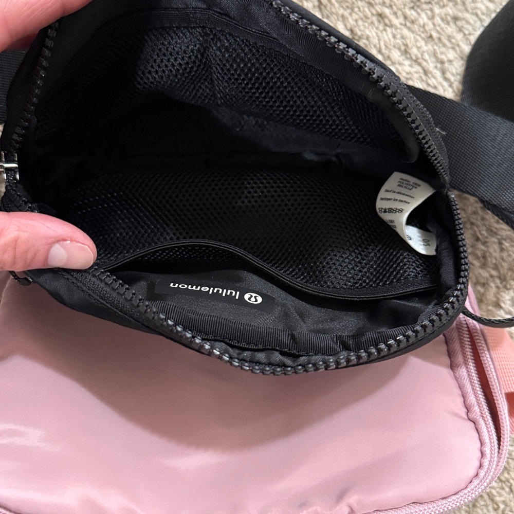 lululemon athletica Black and Pink Crossbody Bags - Picture 7 of 7